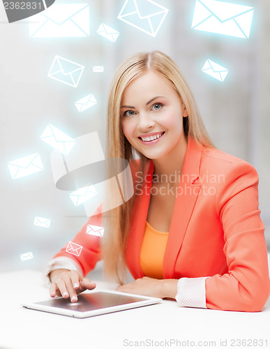 Image of woman with tablet pc