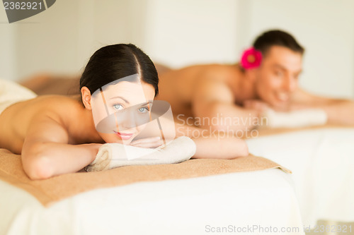 Image of couple in spa