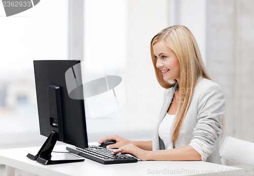 Image of businesswoman with computer