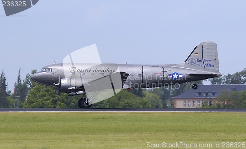 Image of Douglas DC-3 Dakota