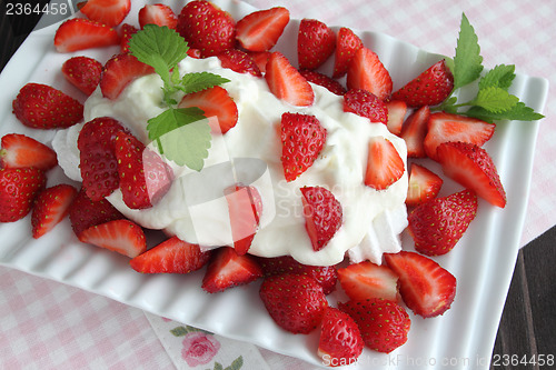 Image of Dessert with strawberries