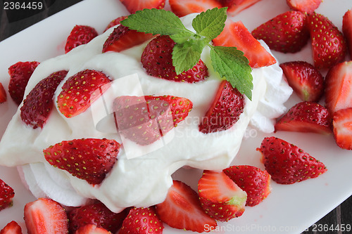 Image of Dessert with strawberries