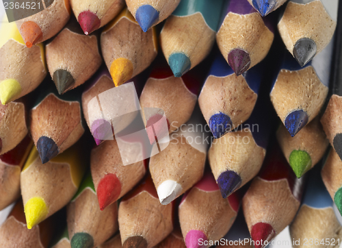 Image of colored pencil tips