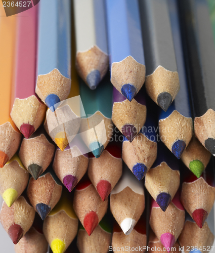 Image of colored pencil tips