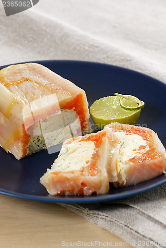 Image of stuffed salmon roll