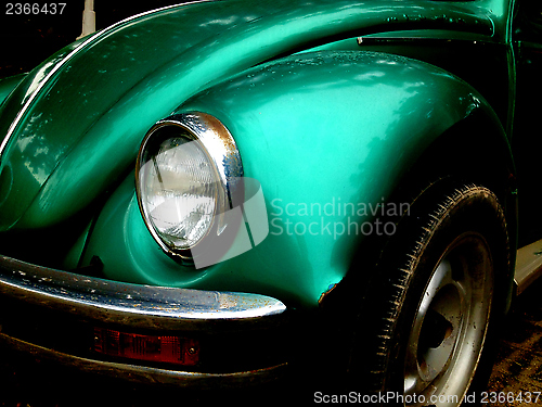 Image of Green car cuba