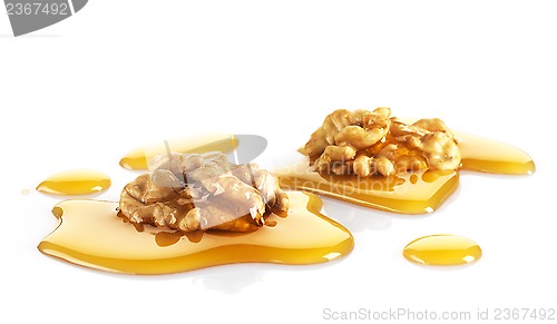 Image of walnuts and maple syrup