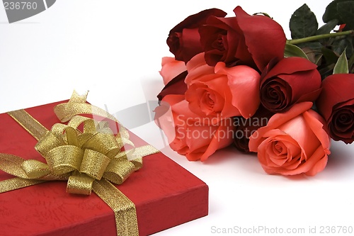 Image of Rose With Gift Box