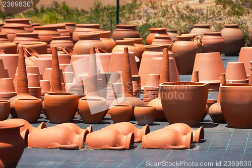 Image of ceramic pots in market