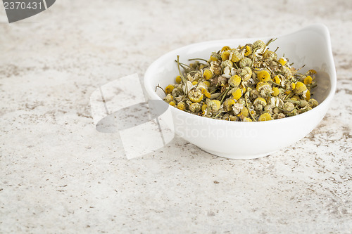 Image of dried chamomile flowers