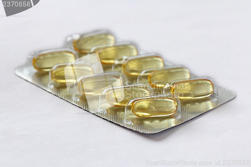 Image of Fish Oil Capsules (e-epa) in Blister Package. 