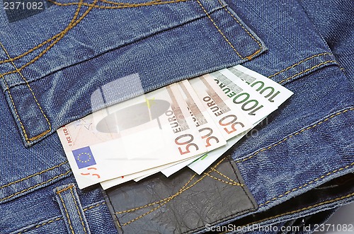 Image of Money in pocket