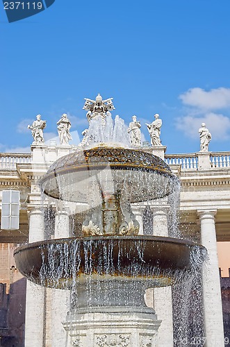 Image of Fountain in Saint Peter Square