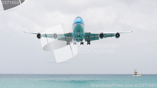 Image of ST MARTIN, ANTILLES - JULY 19, 2013: Boeing 747 aircraft in is l