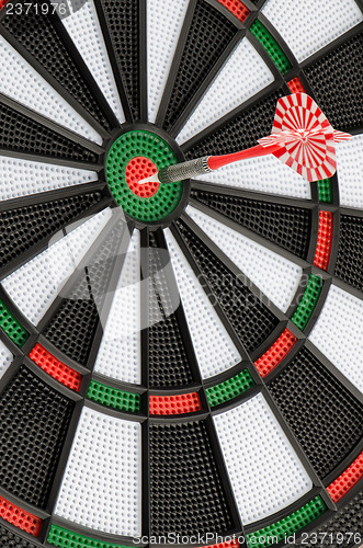 Image of Dart board with dart