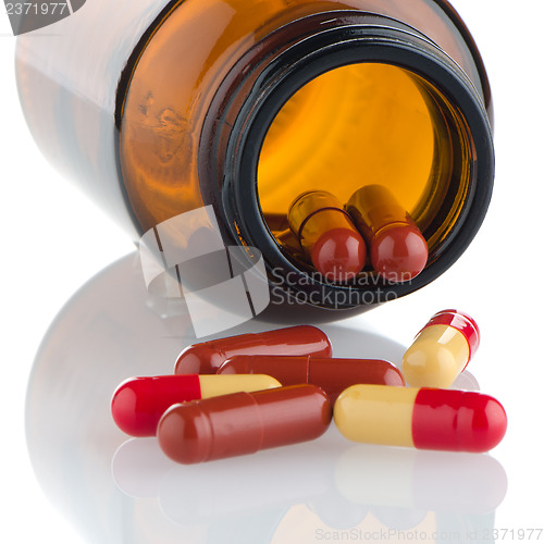 Image of Pills from bottle