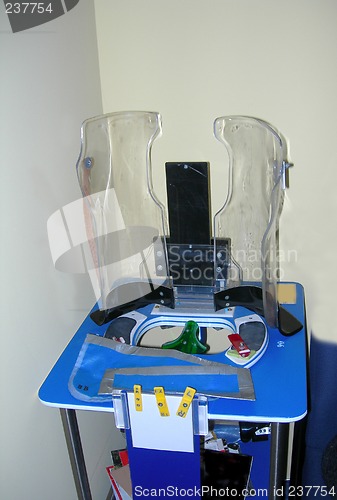Image of x-ray machine for the head and neck