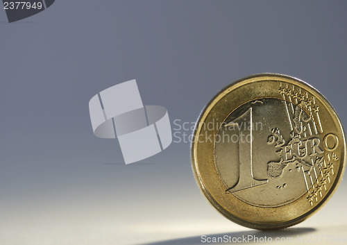 Image of One euro coin 