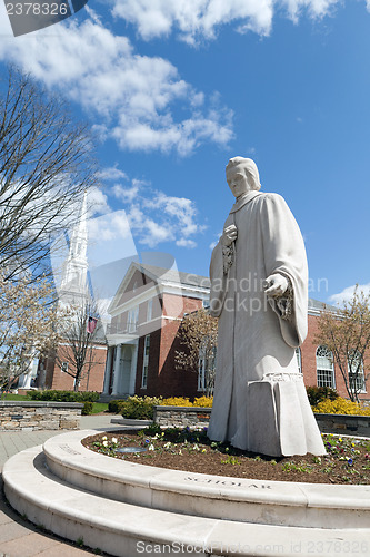 Image of Noah Webster Statue