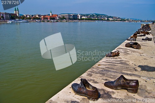 Image of Memorial at the Danube