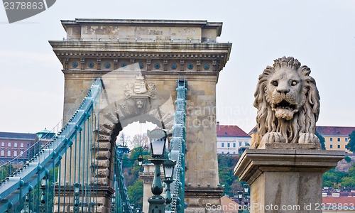 Image of Chain bridge