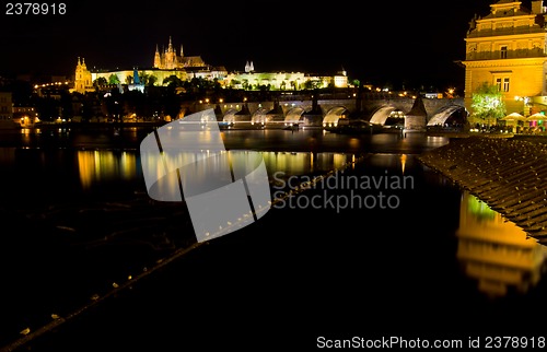 Image of castle of Prague at night