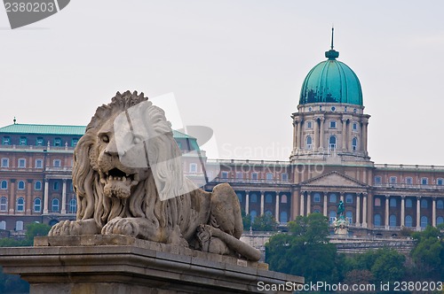 Image of Chain bridge and Castle