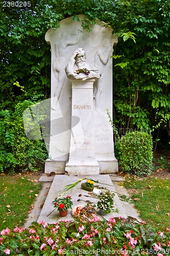 Image of Brahms' grave
