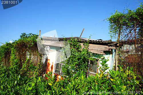 Image of Old building in countryside