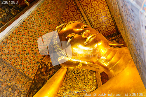 Image of Golden Reclining Buddha statue, Wat Pho