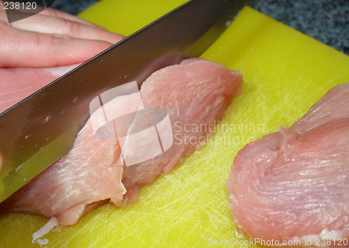 Image of Frisches Fleisch schneiden