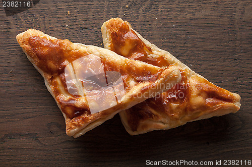 Image of freshly baked khachapuri bread