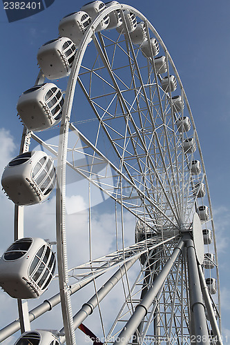 Image of ferris wheel 