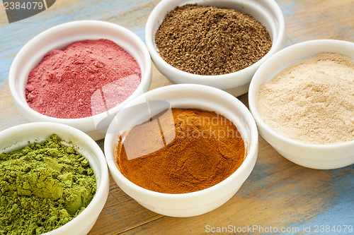 Image of fruit and leaf powders