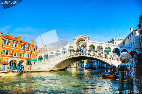 Image of Rialto Bridge (Ponte Di Rialto) in Venice, Italy