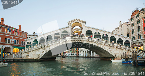 Image of Rialto Bridge (Ponte Di Rialto) in the evening