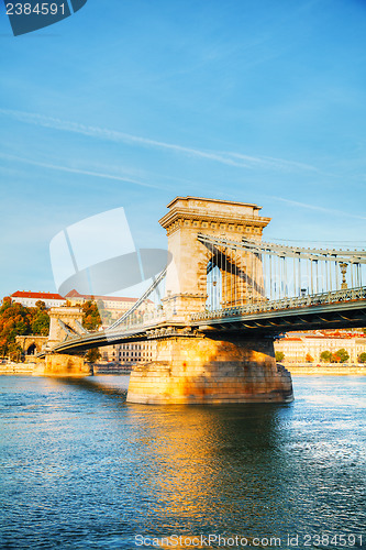 Image of Szechenyi chain bridge in Budapest, Hungary