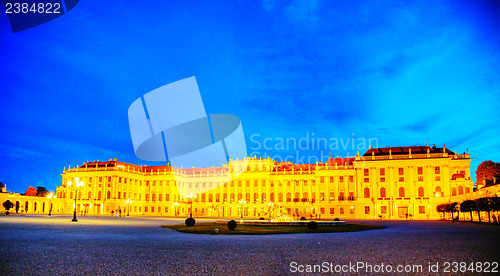 Image of Schonbrunn palace in Vienna in the evening