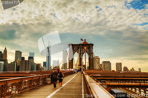 Image of Brooklyn bridge in New York City