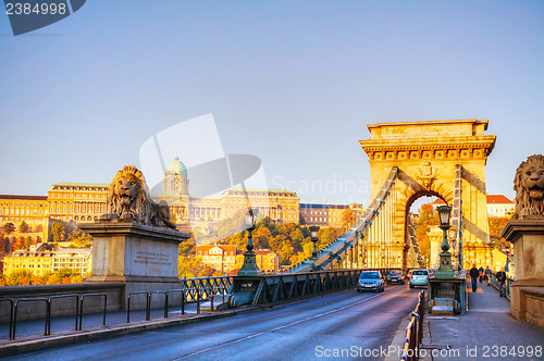 Image of Szechenyi chain bridge in Budapest, Hungary