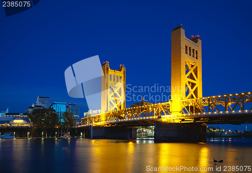 Image of Golden Gates drawbridge in Sacramento