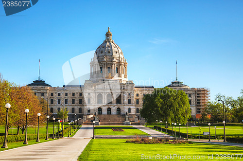 Image of Minnesota capitol building in St. Paul, MN