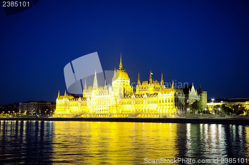 Image of Hungarian Houses of Parliament in Budapest