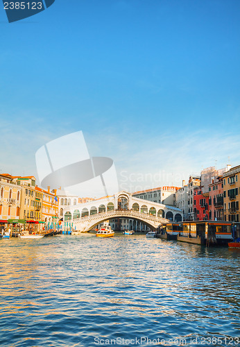 Image of Rialto Bridge (Ponte Di Rialto) on a sunny day