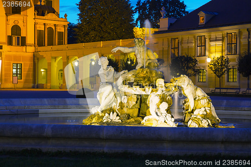 Image of Fountain at the Schonbrunn palace in Vienna