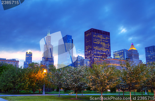 Image of Downtown Chicago, IL in the evening