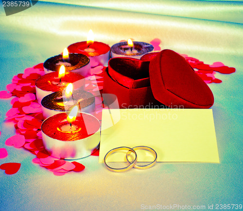 Image of Blank card and two rings and candles