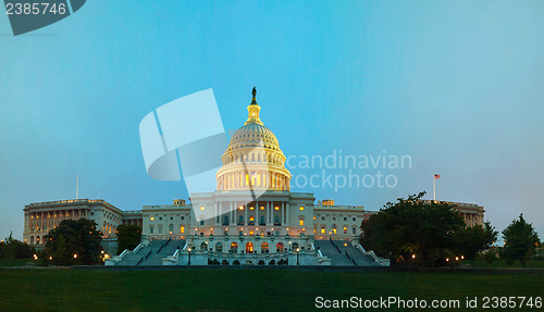 Image of United States Capitol building in Washington, DC