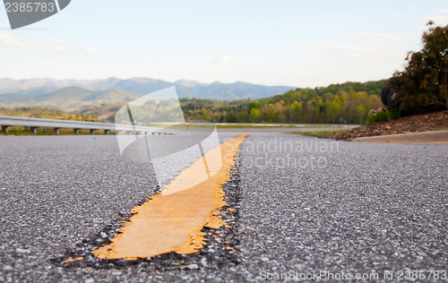 Image of Dividing line of the freeway
