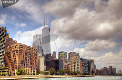 Image of Downtown Chicago, IL in the sunny day